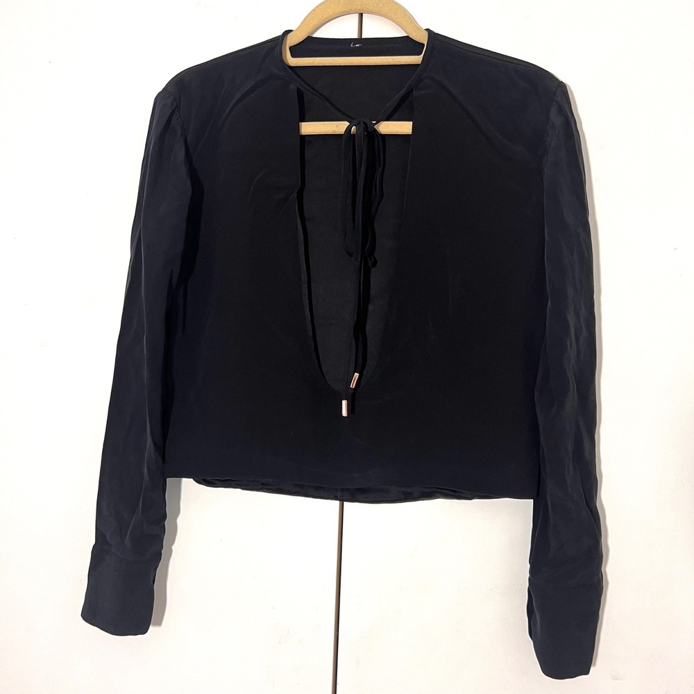 ARE YOU AM I Top Size S Black 100% Silk Cropped Key Hole Tie Front Edgy Luxury